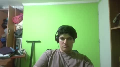 Snapshot of papitowilly999 chatting on February 7, 2025, 5:10 am Papito online show from February 7, 2025, 5:10 am