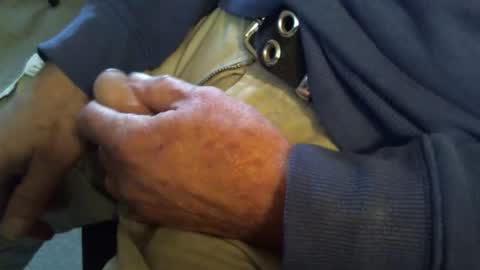 Shmoo online show from November 27, 2025, 9:50 pm