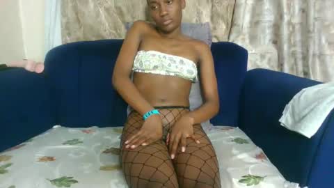 pappychullo09 online show from February 20, 2026, 12:51 am