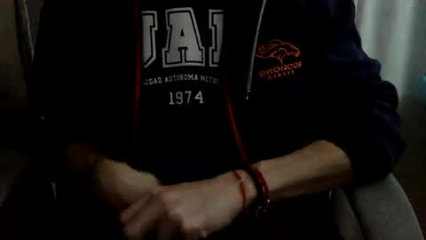 Snapshot of papy_dani33 chatting on January 10, 2025, 7:35 am papy_dani33 online show from January 10, 2025, 7:35 am