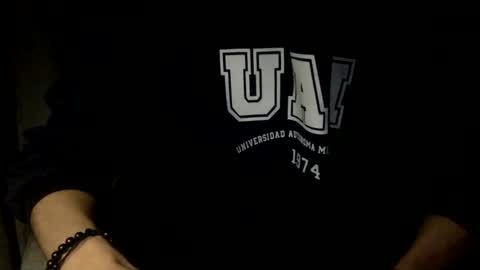 papy_dani33 online show from November 27, 2025, 7:43 am