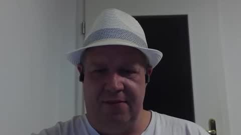 para3214 online show from October 1, 2025, 2:56 pm