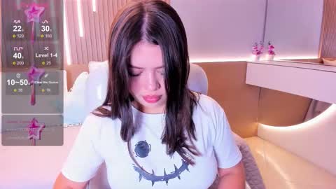 Amy and my doll online show from November 13, 2025, 4:00 am