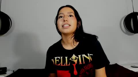 paranoidtemptaion_ online show from February 26, 2025, 3:42 am