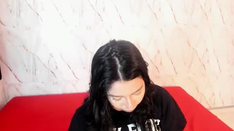 paranoidtemptaion_ online show from November 11, 2025, 11:32 am