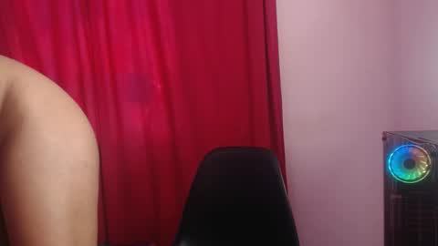 paris online show from January 13, 2025, 3:58 pm