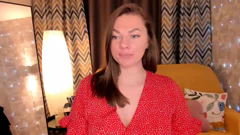 Paris online show from March 7, 2026, 8:55 am