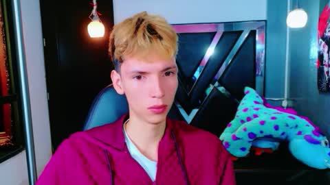 park_jimin1 online show from December 5, 2025, 12:14 pm