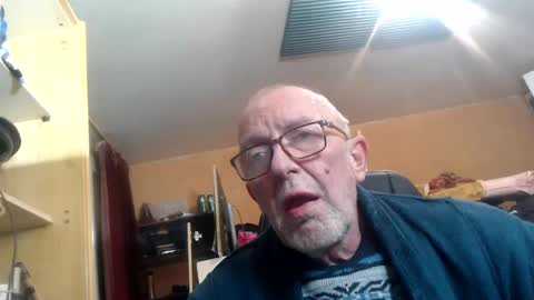 pascal88881 online show from December 31, 2024, 8:59 am