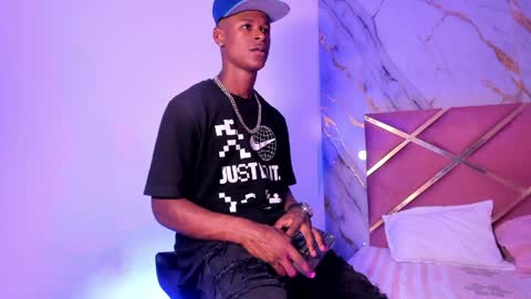 passion_black_ online show from April 13, 2026, 6:46 pm