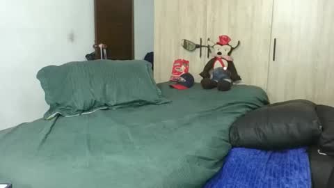 passion_fruit01 online show from September 18, 2025, 3:30 am