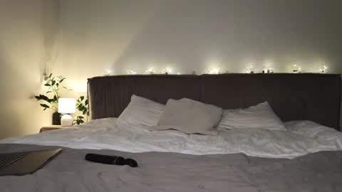 Anna online show from January 22, 2025, 7:34 pm