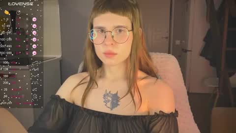 Zoe online show from December 22, 2024, 1:23 am