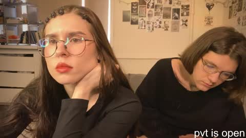 Zoe online show from April 2, 2026, 8:34 am