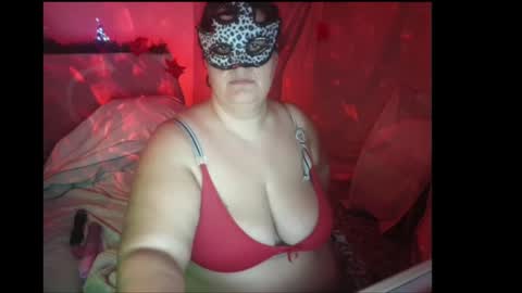 Snapshot of passionduo4 chatting on January 1, 2025, 10:03 pm PassionDuo4 online show from January 1, 2025, 10:03 pm