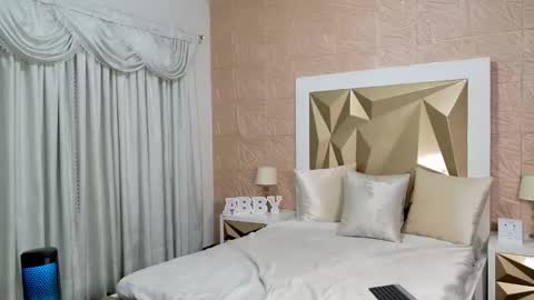 passionmacoll online show from March 4, 2025, 12:18 am