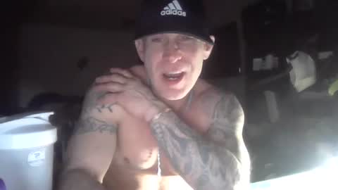 Snapshot of patosbigin chatting on February 28, 2026, 2:12 am patosbigin online show from February 28, 2026, 2:12 am