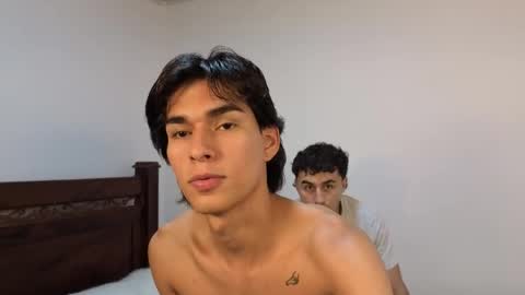 patri_ck_villa online show from December 22, 2025, 9:56 pm