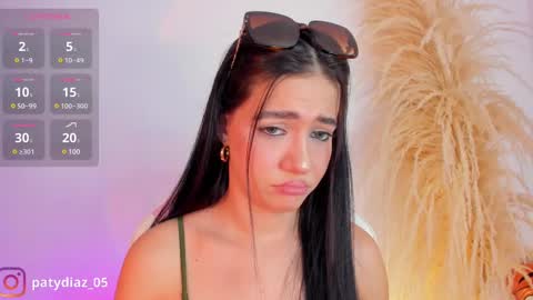 Paty online show from February 17, 2025, 11:31 pm