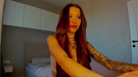 Snapshot of patricia_bloom chatting on October 19, 2025, 4:57 am patricia_bloom online show from October 19, 2025, 4:57 am