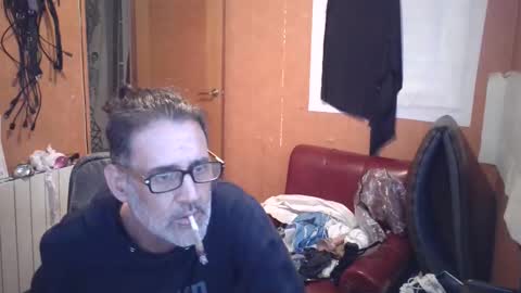 Snapshot of patricktwinslutgirl chatting on April 23, 2026, 10:45 pm LiaSweetX online show from April 23, 2026, 10:45 pm