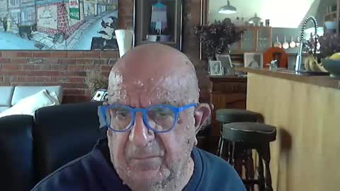 patvac online show from November 10, 2025, 11:37 pm