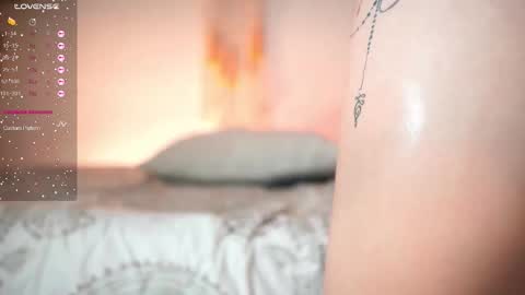 Paula online show from December 13, 2025, 8:04 pm