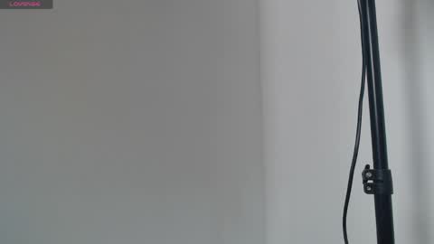 paul_cros online show from May 28, 2026, 11:18 am