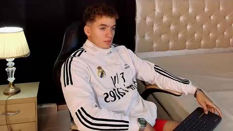 Paull George online show from March 9, 2026, 3:05 pm