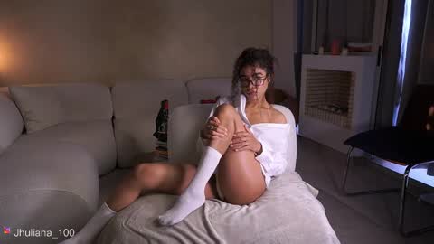 Paula online show from February 8, 2026, 1:58 pm