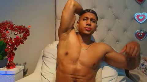 Snapshot of paulcreewx chatting on February 13, 2026, 5:58 am paul online show from February 13, 2026, 5:58 am