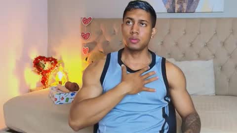 Snapshot of paulcreewx chatting on February 19, 2026, 9:55 pm paul online show from February 19, 2026, 9:55 pm