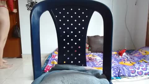 paulet latiin online show from December 13, 2024, 8:15 pm