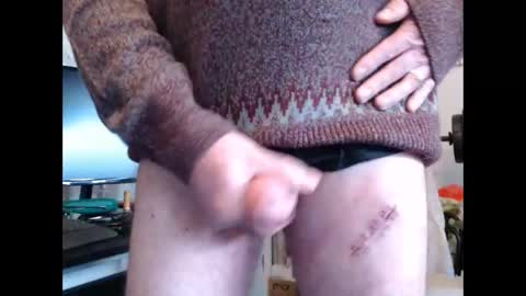 paulie120464 online show from December 9, 2024, 2:49 pm