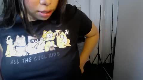 Snapshot of paulina07_ chatting on June 1, 2026, 1:35 pm paulina07_ online show from June 1, 2026, 1:35 pm