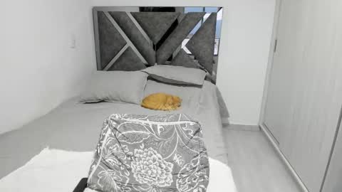 Paulina online show from February 14, 2026, 10:50 pm