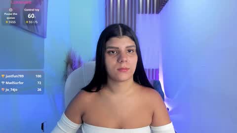Paulina Belle online show from November 13, 2025, 2:38 pm