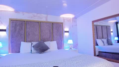 Paulina online show from November 15, 2025, 12:13 pm