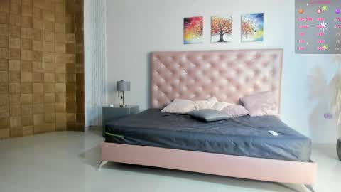 PaulinaSaennz online show from April 25, 2026, 12:52 pm