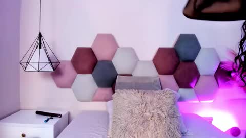 Paulina Saint online show from January 12, 2026, 11:54 pm