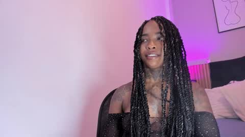 Pauline online show from March 27, 2026, 8:26 am