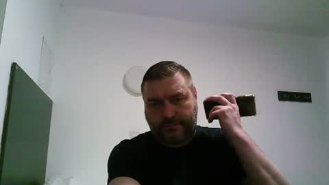 pauljr85 online show from June 16, 2026, 10:29 am