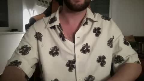 love bush online show from November 21, 2025, 11:58 pm