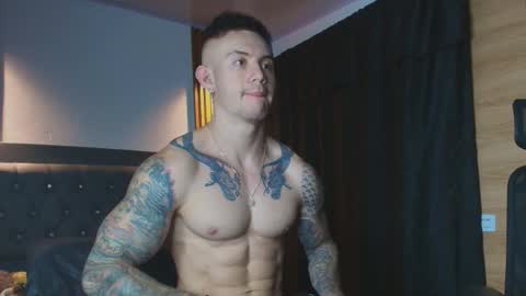 Snapshot of paulthompson_ chatting on February 3, 2026, 10:09 am Paul online show from February 3, 2026, 10:09 am