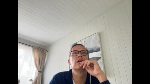 Snapshot of paulwill2377 chatting on September 30, 2025, 4:34 pm paulwill2377 online show from September 30, 2025, 4:34 pm