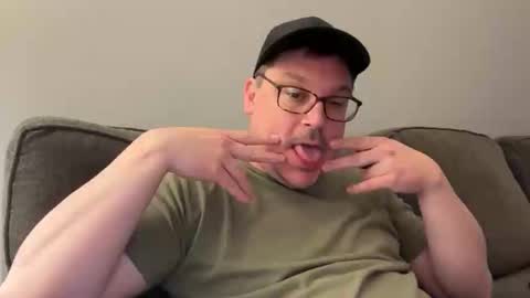 paulyg161 online show from March 10, 2026, 5:12 am