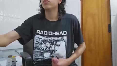 Snapshot of paumedio_tropa chatting on November 2, 2025, 8:00 pm paumedio_tropa online show from November 2, 2025, 8:00 pm