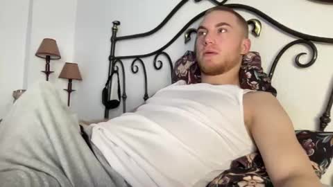 Snapshot of pavelrey chatting on June 10, 2026, 8:13 am Pavel online show from June 10, 2026, 8:13 am