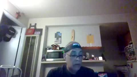 pawgkiller online show from October 15, 2025, 1:39 am