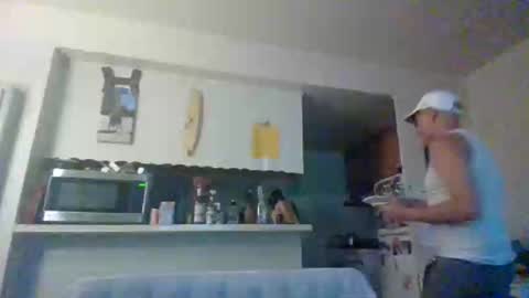 pawgkiller online show from May 20, 2026, 1:34 am